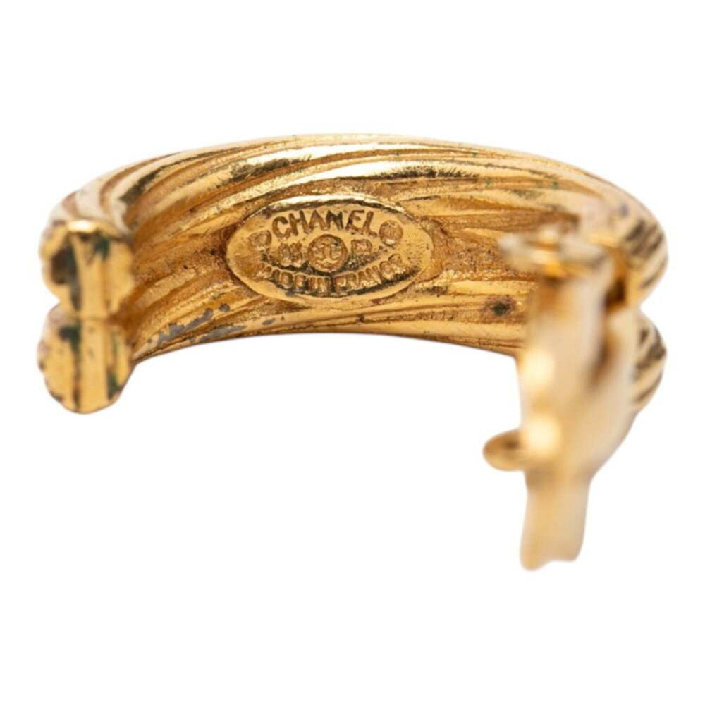 CHANEL Vintage Gold Logo Earrings - Picture 3 of 4